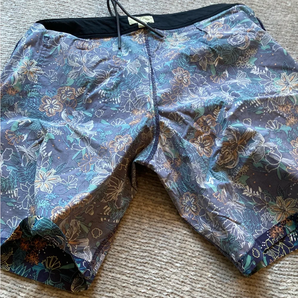 J.Crew Tropical Floral Board Shorts‎ Men’s Medium Blue Swim Trunks